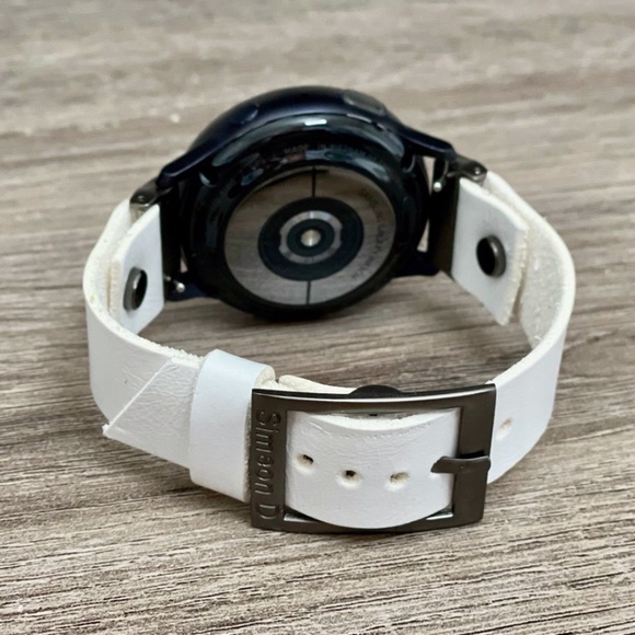 White Leather Strap Black Galaxy Active2 Band
